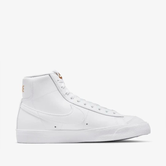 Nike Shoes - Nike Blazer Mid 77
